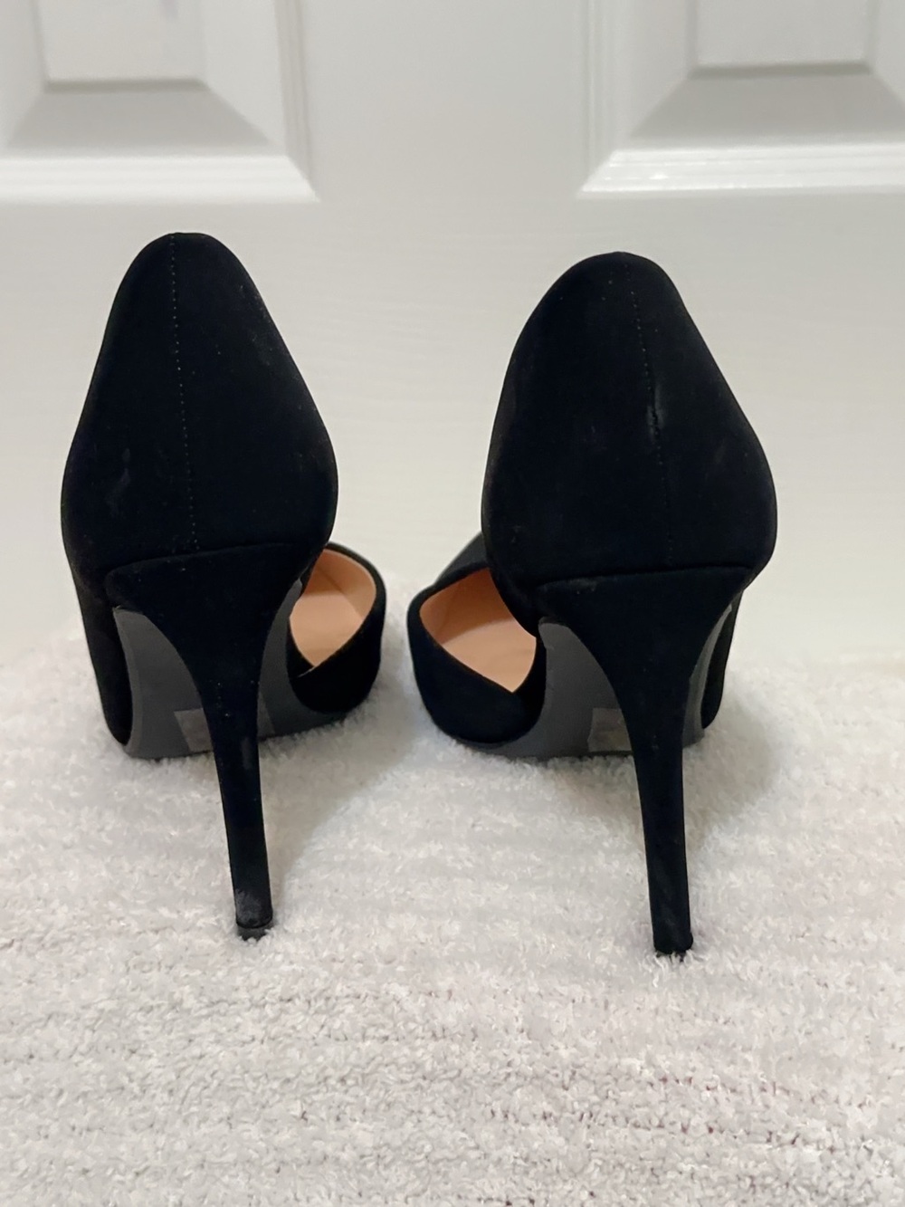 Delicious Black Pointed-Toe Stiletto Suade Heels - Picture 8 of 12